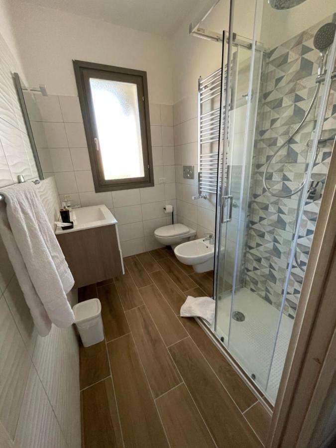 Dolcecasaleogiu Con Parcheggio Coperto Gratuito Apartment Vitinia ภายนอก รูปภาพ